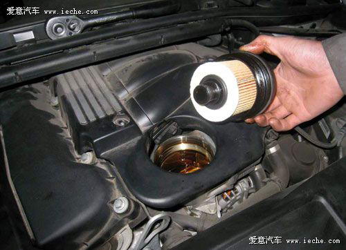 宝马车烧机油