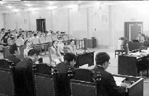 四川宜宾副市长敛财2000余万 弟弟洗钱同受罚